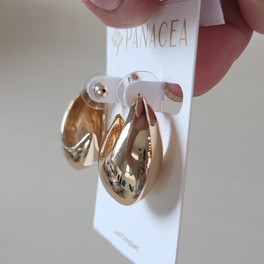 🆕️ Nordstrom Panacea Tapered Hoop Earrings - Picture 7 of 8